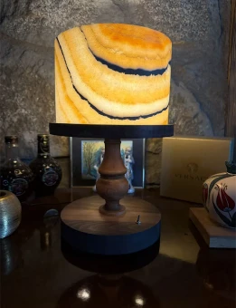WOODEN DESK LAMP B