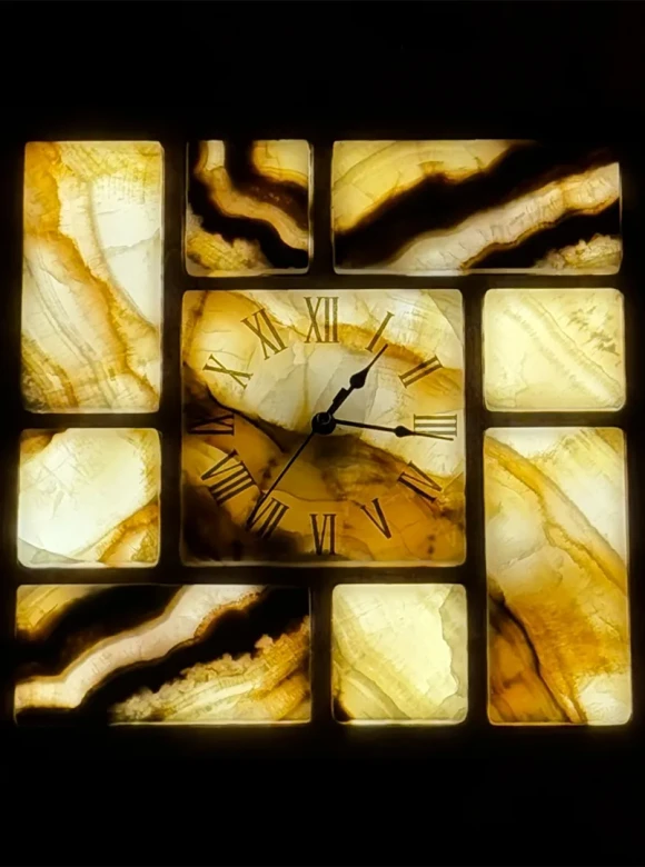 SQUARE CLOCK
